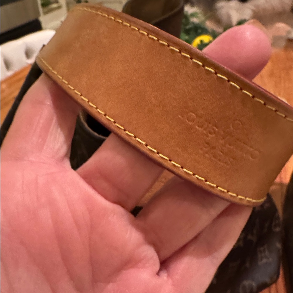 Louis Vuitton Brown Monogram Shoulder Bag - Picture 4 of 4